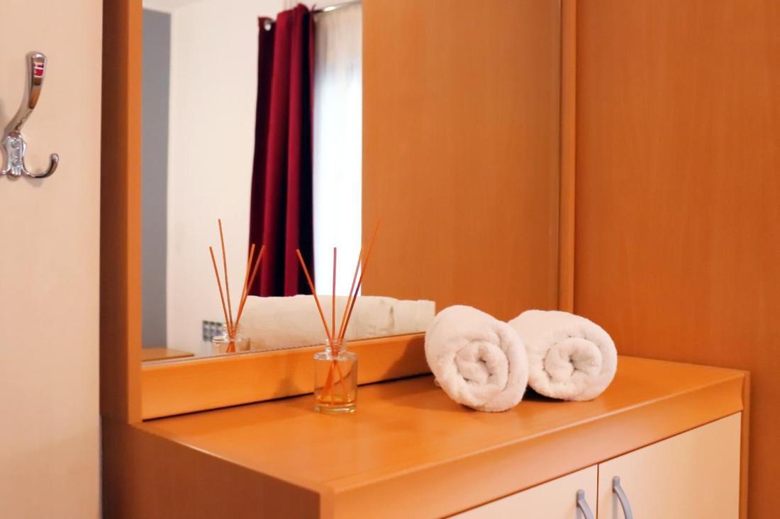 Villa Diana Apartments Пореч Экстерьер фото