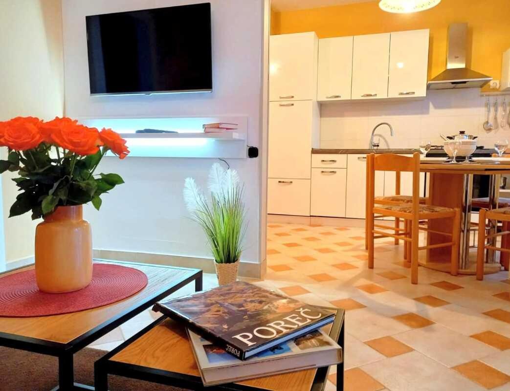 Villa Diana Apartments Пореч Экстерьер фото